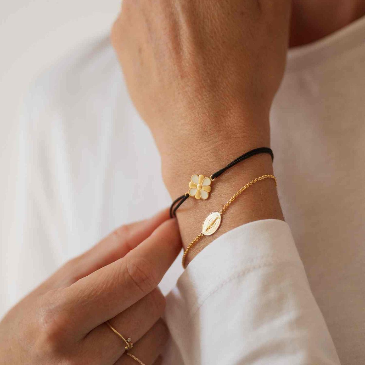 bracelet-cordon-435puw-1.jpg bracelet cordon – Image 1