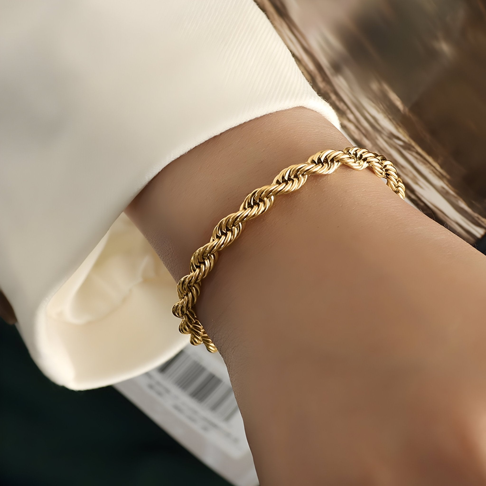bracelet-dore-147bqp.jpg bracelet doré – Image 1