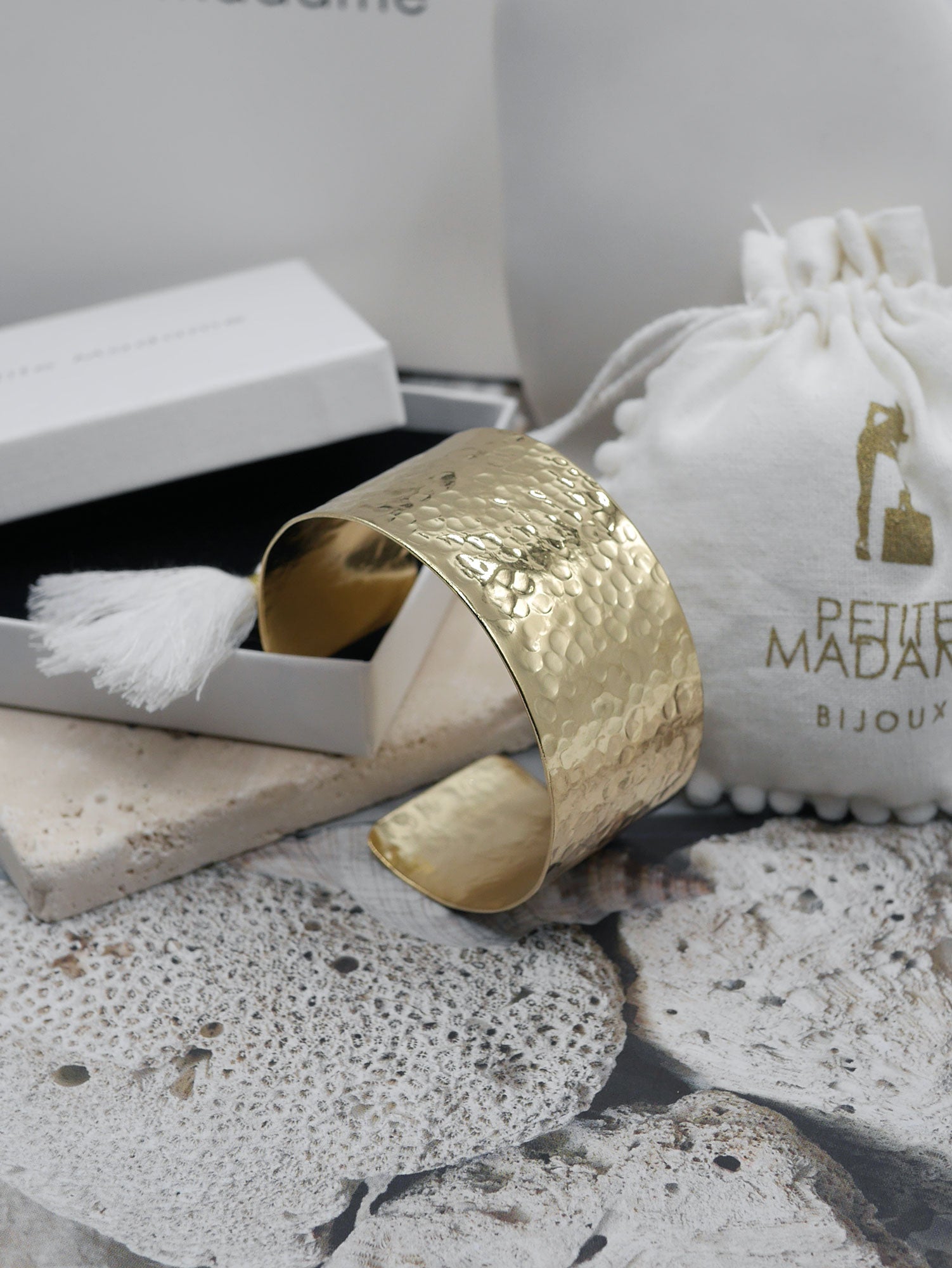 bracelet-manchette-femme-253kmw-1.jpg bracelet manchette femme – Image 1