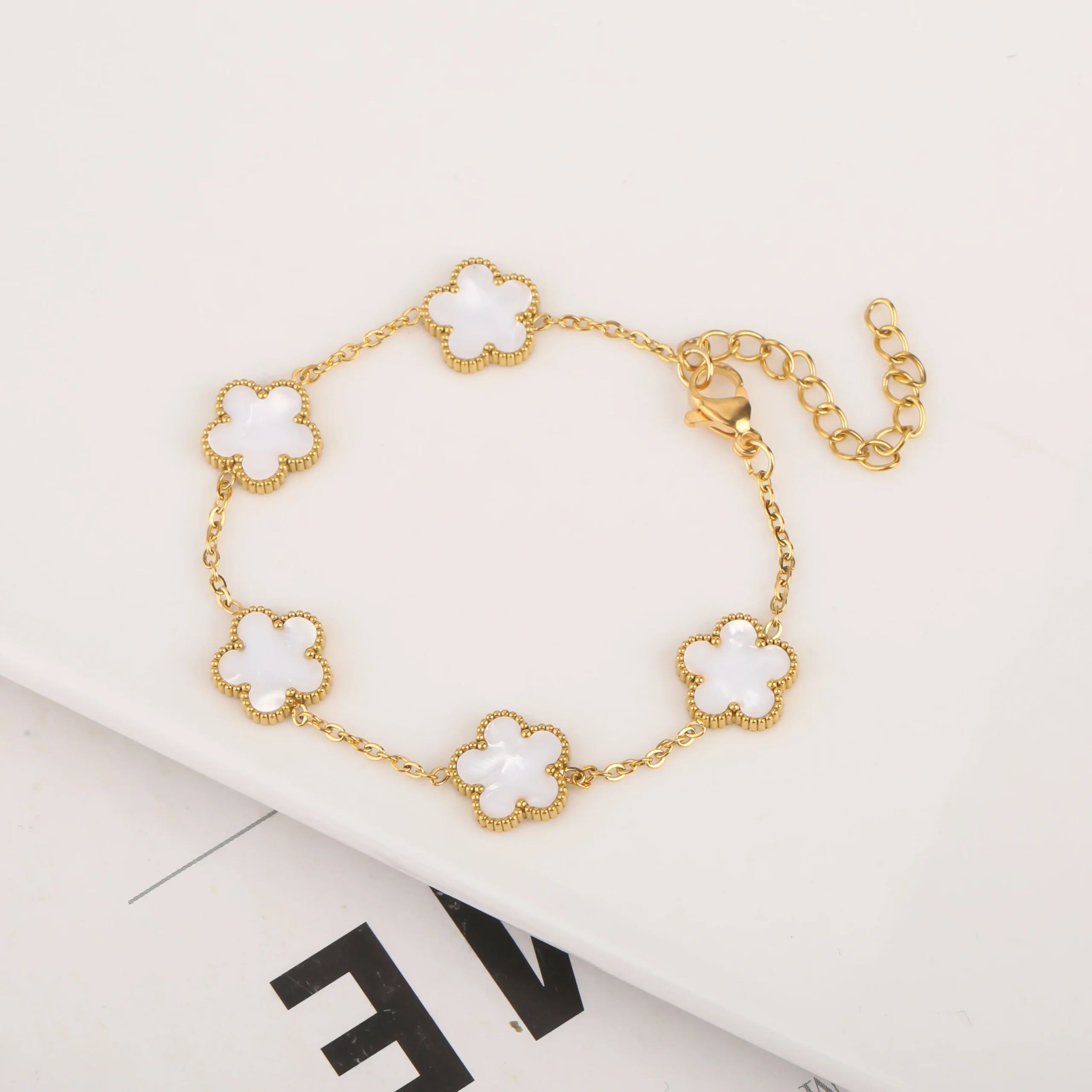 bracelet-trefle-454mpy.webp bracelet trefle – Image 1